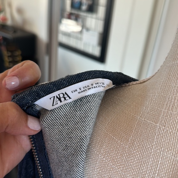 Zara crop top, Jean material with stone size Small, new, never worn, - Picture 4 of 5